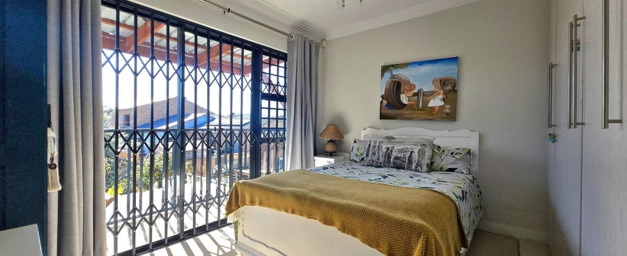 6 Bedroom Property for Sale in Franskraal Western Cape